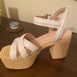Schutz Stacie platform sandals size 5